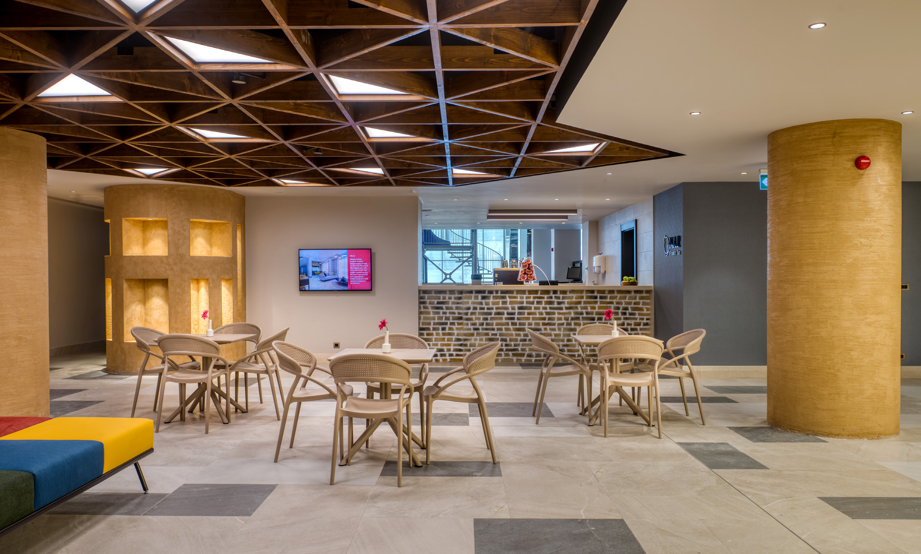 BN HOTEL — 34